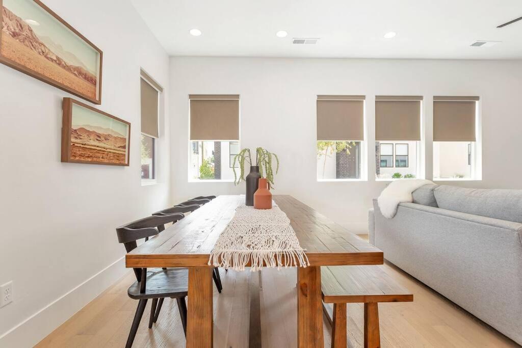 Villa #15 Pet Friendly! Year Round Heated Pool & Hot Tub! Upper Patios! St. George Exterior photo